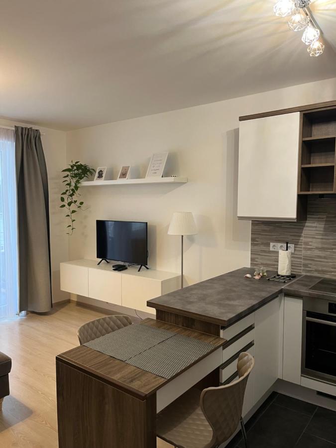 Vileo50 Apartment Budapest Exteriör bild